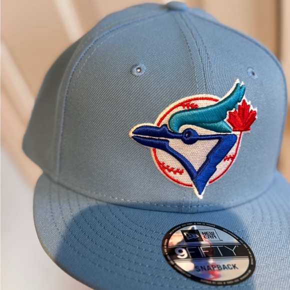 New Era Light Blue 9FIFTY Cap - Picture 2 of 5